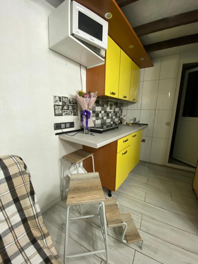 House&House 84 Apartment Petropavlovskaya Borshchagovka Exterior foto